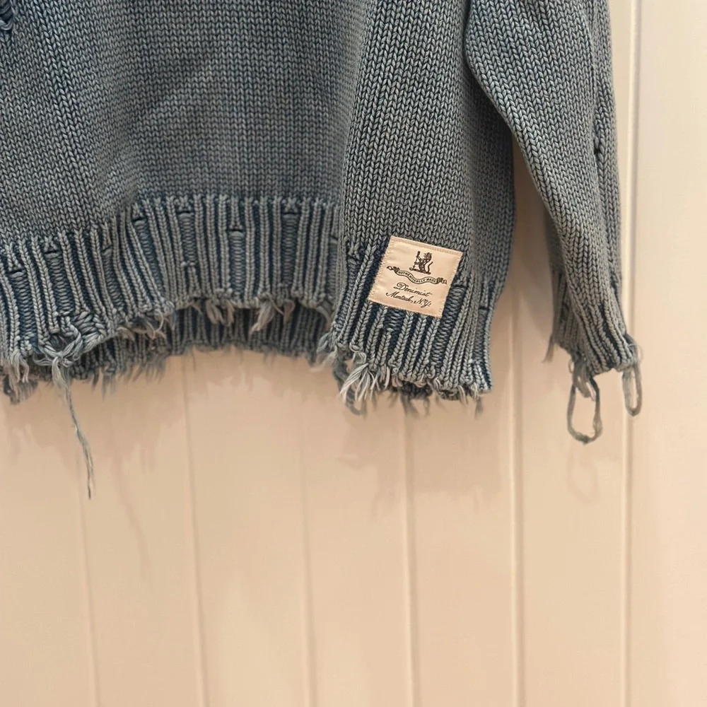 Denimist
Oversized Cropped American Flag Sweater - Picture 4 of 4